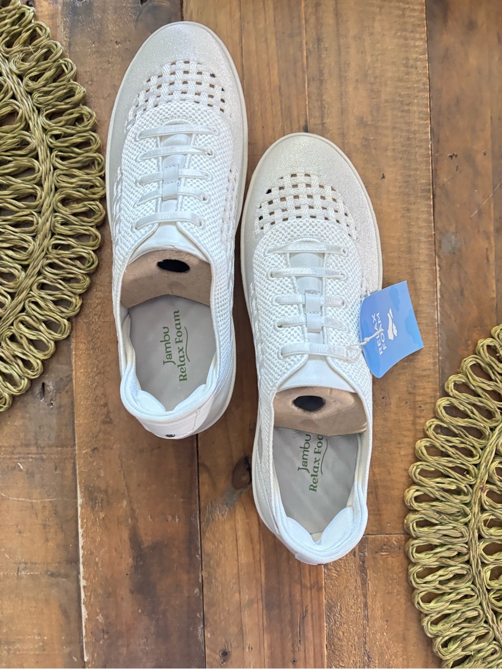 Jambu Women's White Knit Athletic Sneakers